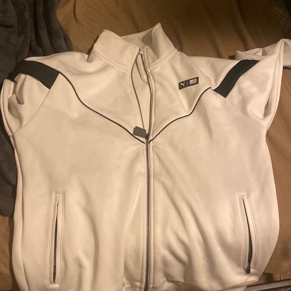 Marathon clothing